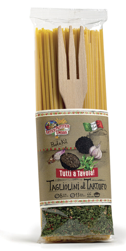  TAGLIOLINI AL TARTUFO 500g tagliolini di semola di grano duro trafilata al bronzo, mix di spezie al tartufo e forchettone in legno